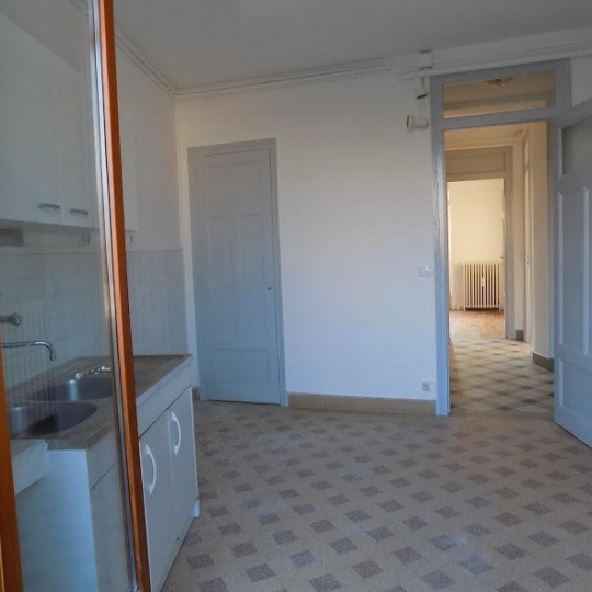  ABRIS & CO IMMOBILIER : Appartement | CHAMBERY (73000) | 50 m2 | 639 € 