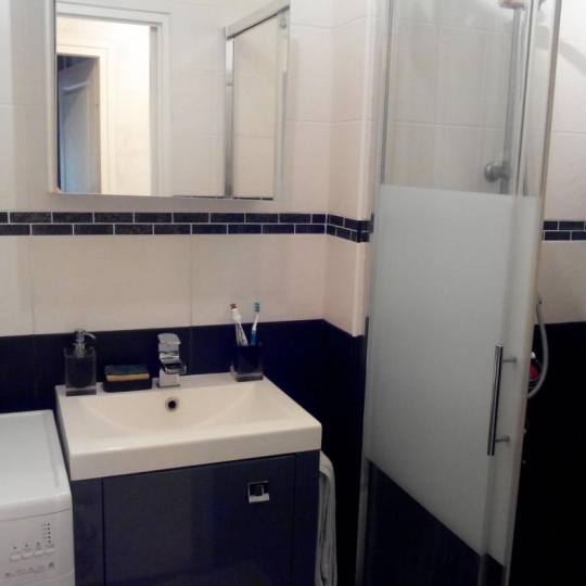  Annonces CHAMBERY : Appartement | CHAMBERY (73000) | 42 m2 | 693 € 