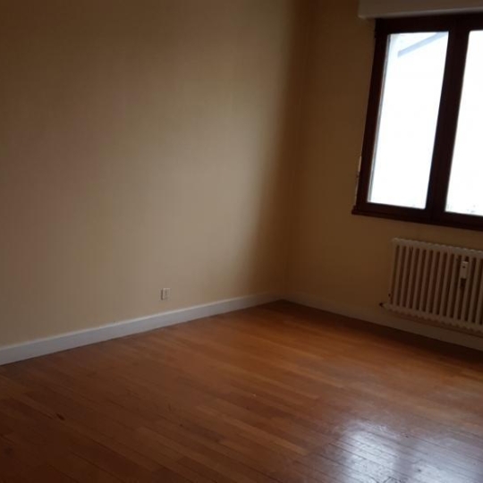  Annonces CHAMBERY : Appartement | CHAMBERY (73000) | 54 m2 | 717 € 