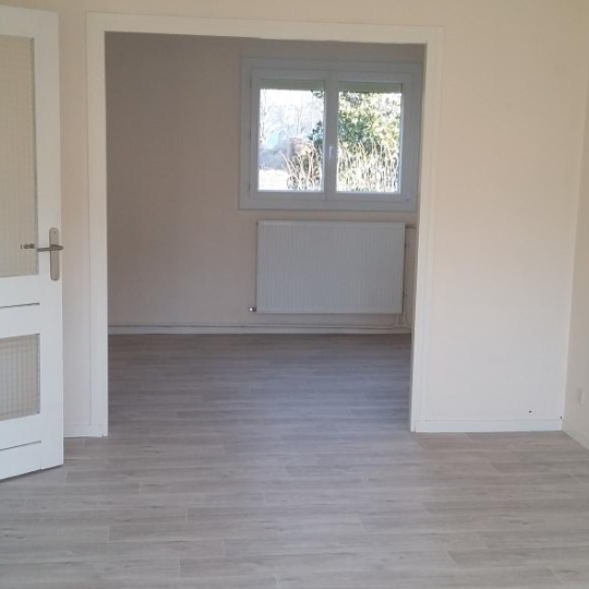  Annonces CHAMBERY : Appartement | CHAMBERY (73000) | 72 m2 | 890 € 