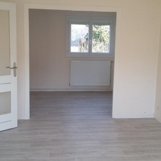  ABRIS & CO IMMOBILIER : Appartement | CHAMBERY (73000) | 72 m2 | 867 € 