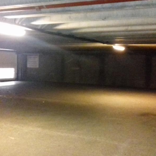 ABRIS & CO IMMOBILIER : Garage / Parking | CHAMBERY (73000) | 0.00m2 | 76 € 