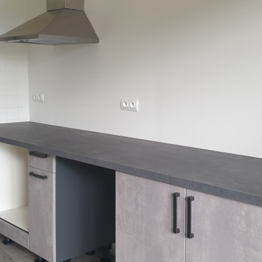  Annonces CHAMBERY : Appartement | CHAMBERY (73000) | 100 m2 | 1 153 € 