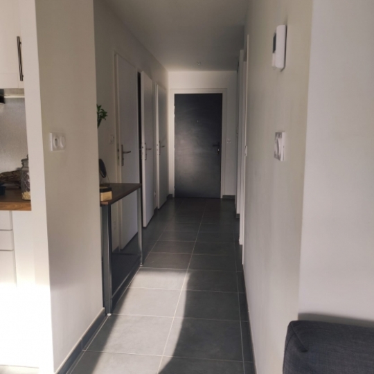  Annonces CHAMBERY : Appartement | LA RAVOIRE (73490) | 66 m2 | 819 € 