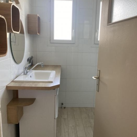  Annonces CHAMBERY : Appartement | CHAMBERY (73000) | 78 m2 | 918 € 
