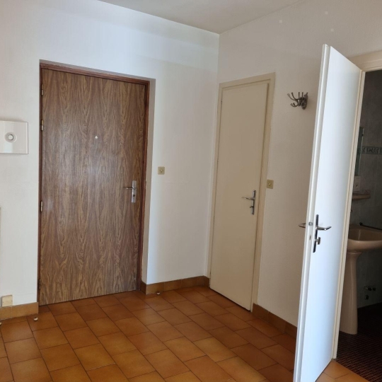  ABRIS & CO IMMOBILIER : Appartement | CHAMBERY (73000) | 57 m2 | 699 € 