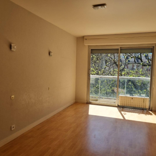  ABRIS & CO IMMOBILIER : Apartment | CHAMBERY (73000) | 57 m2 | 699 € 