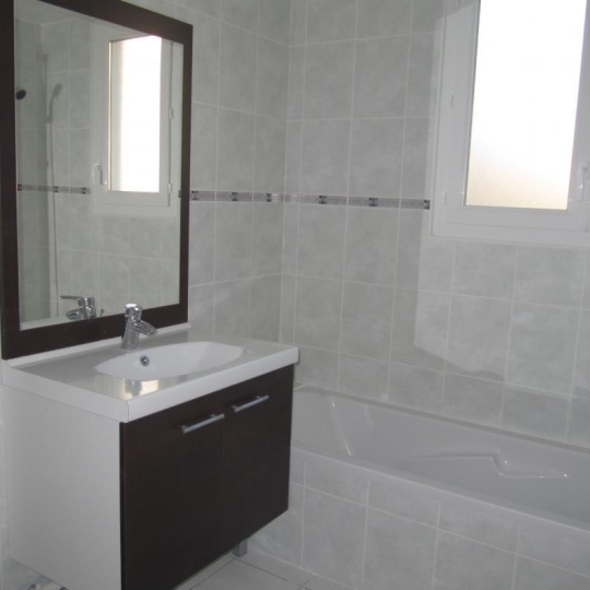  ABRIS & CO IMMOBILIER : Appartement | LA RAVOIRE (73490) | 82 m2 | 1 090 € 