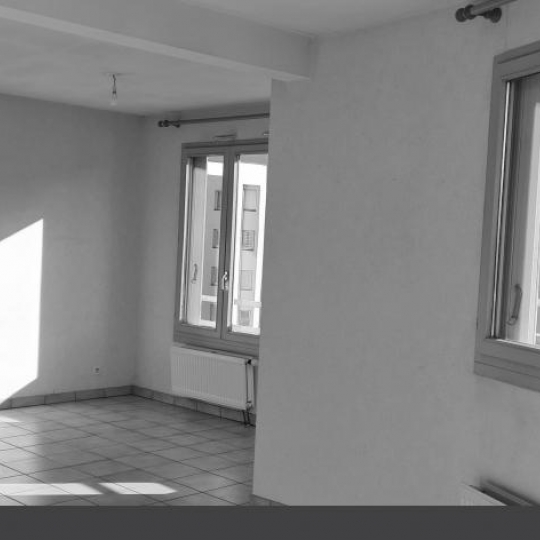  Annonces CHAMBERY : Appartement | CHAMBERY (73000) | 62 m2 | 150 000 € 