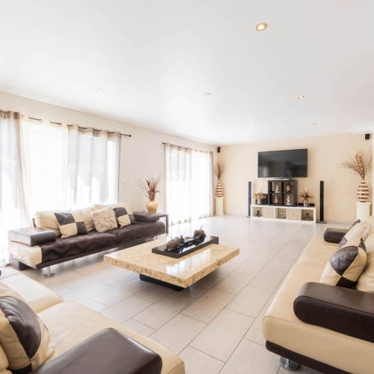  Annonces CHAMBERY : House | MOUXY (73100) | 185 m2 | 820 000 € 