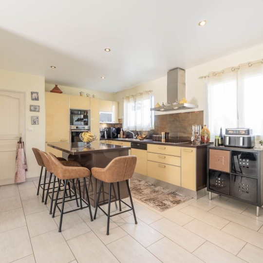  Annonces CHAMBERY : House | MOUXY (73100) | 185 m2 | 820 000 € 