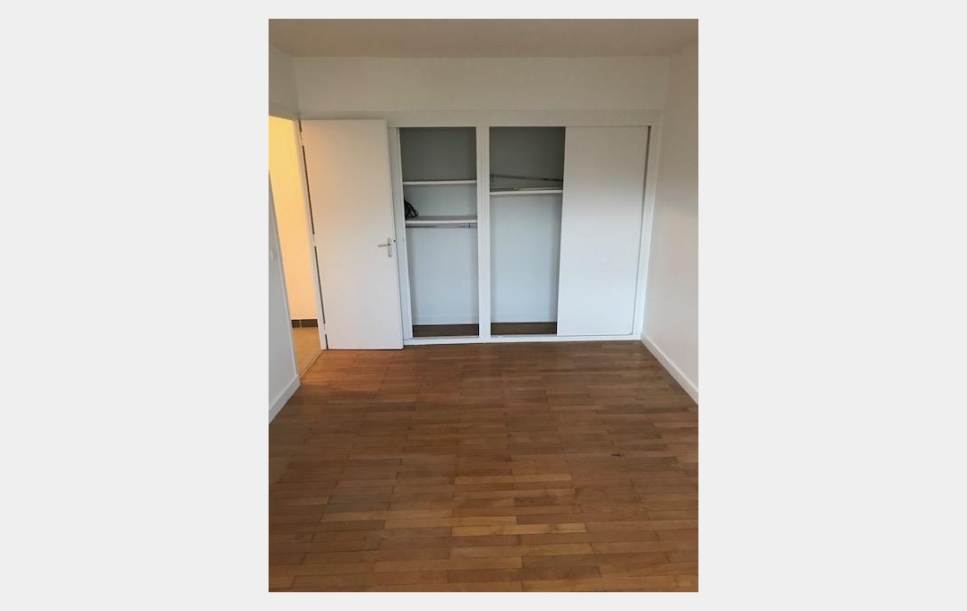 Annonces CHAMBERY : Appartement | CHAMBERY (73000) | 54 m2 | 717 € 
