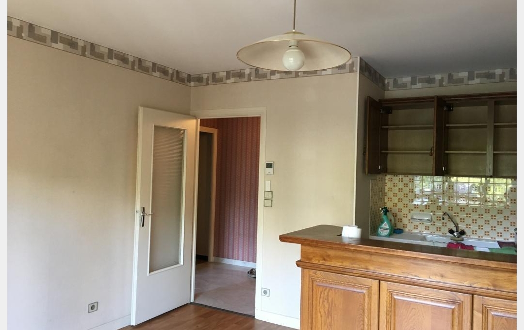 ABRIS & CO IMMOBILIER : Appartement | CHAMBERY (73000) | 46 m2 | 672 € 