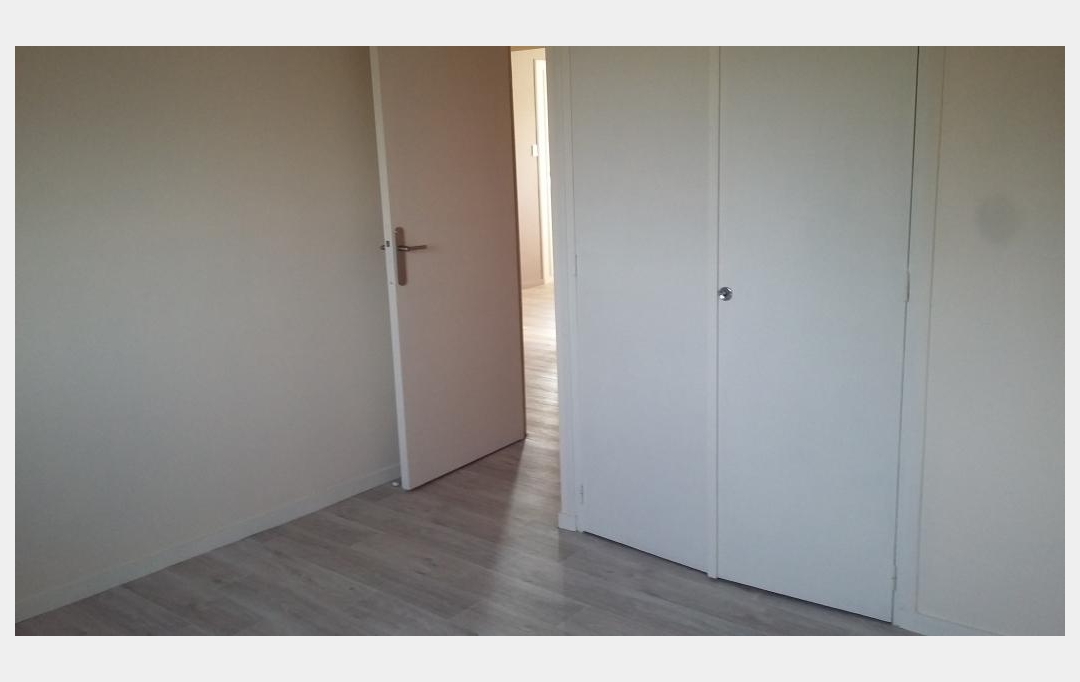 Annonces CHAMBERY : Appartement | CHAMBERY (73000) | 72 m2 | 890 € 