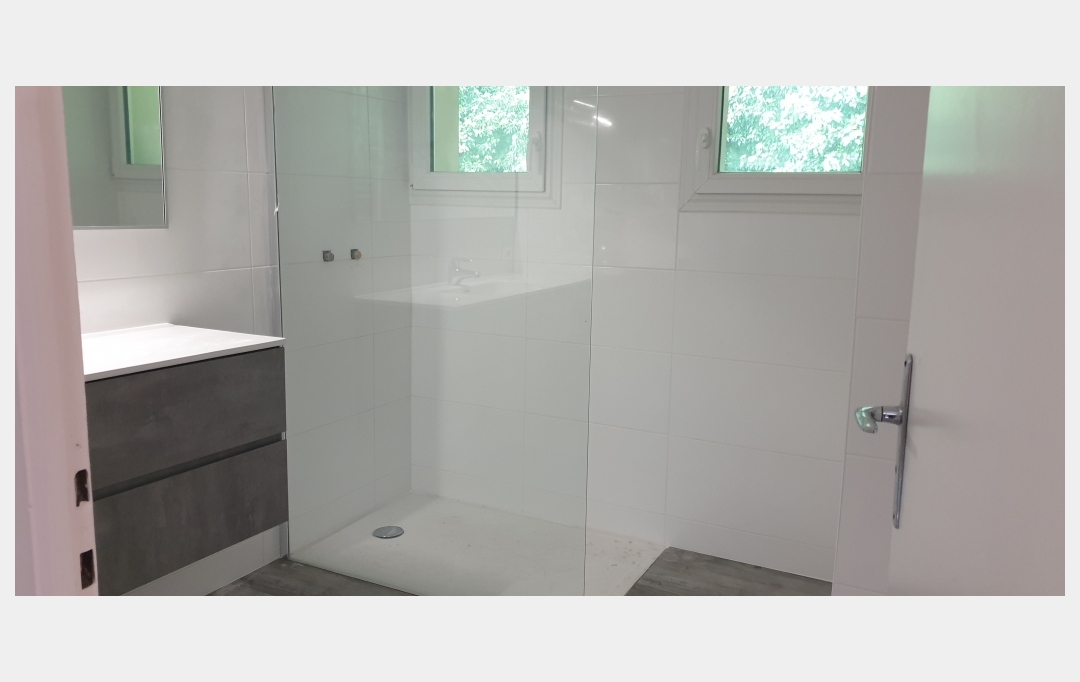 Annonces CHAMBERY : Appartement | CHAMBERY (73000) | 100 m2 | 1 153 € 