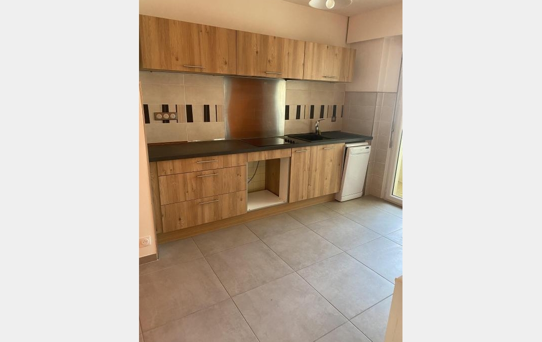 Annonces CHAMBERY : Appartement | CHAMBERY (73000) | 78 m2 | 918 € 