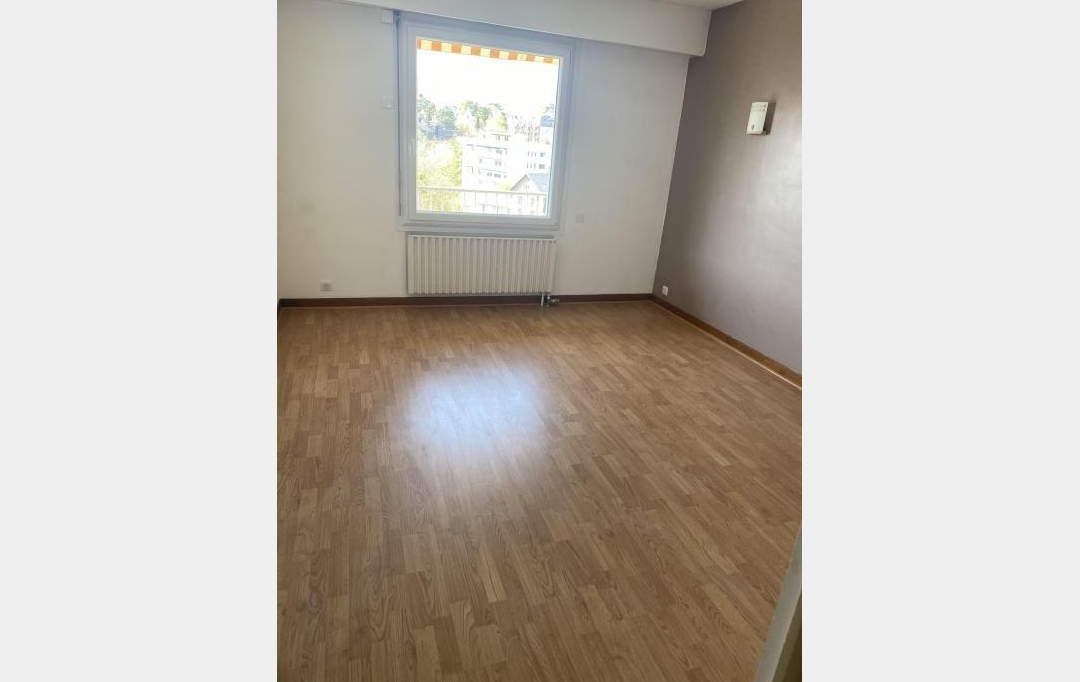 ABRIS & CO IMMOBILIER : Appartement | CHAMBERY (73000) | 78 m2 | 918 € 