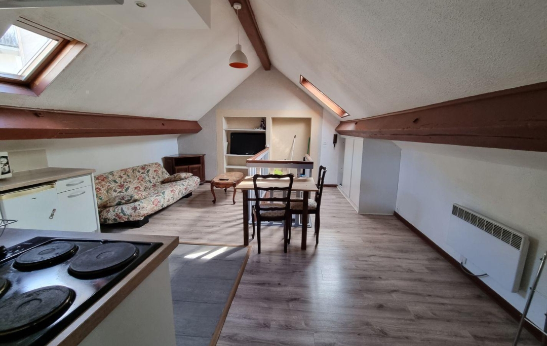 ABRIS & CO IMMOBILIER : Appartement | CHAMBERY (73000) | 32 m2 | 615 € 