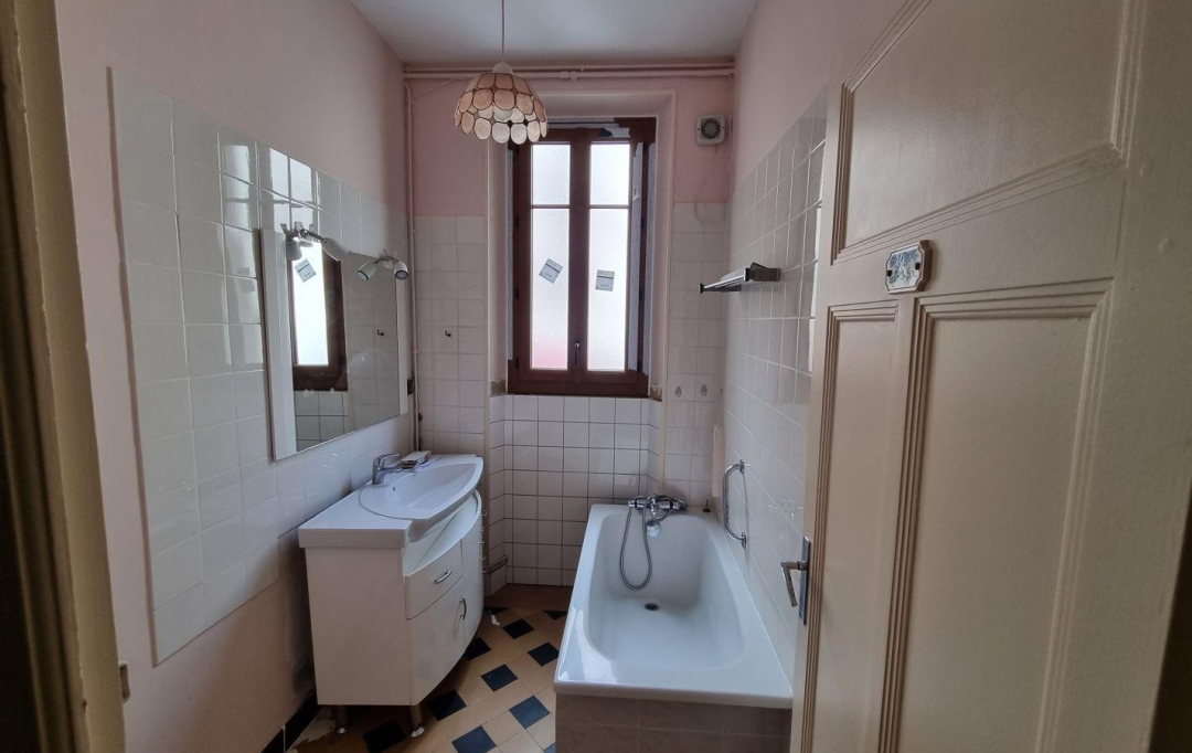 ABRIS & CO IMMOBILIER : Appartement | CHAMBERY (73000) | 53 m2 | 134 000 € 