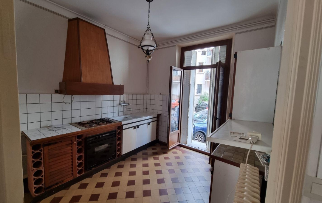 ABRIS & CO IMMOBILIER : Appartement | CHAMBERY (73000) | 53 m2 | 134 000 € 