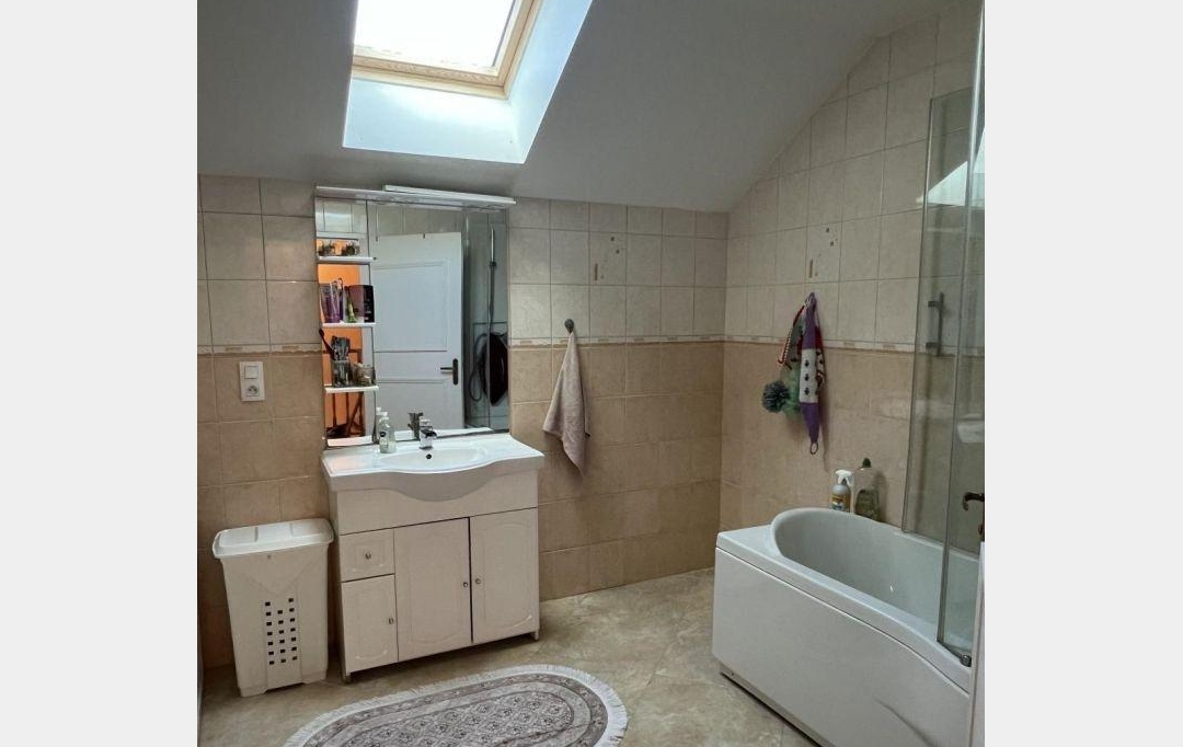 Annonces CHAMBERY : Maison / Villa | VIVIERS-DU-LAC (73420) | 198 m2 | 549 000 € 