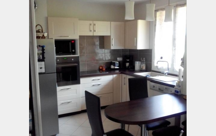 Annonces CHAMBERY : Appartement | CHAMBERY (73000) | 42 m2 | 693 € 