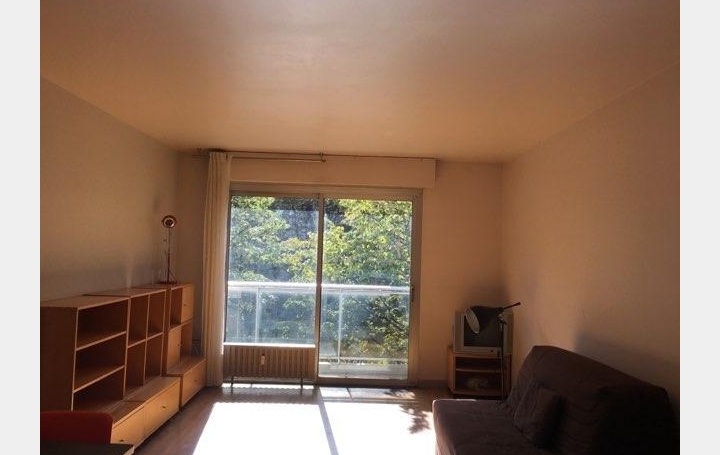ABRIS & CO IMMOBILIER : Appartement | CHAMBERY (73000) | 32 m2 | 520 € 