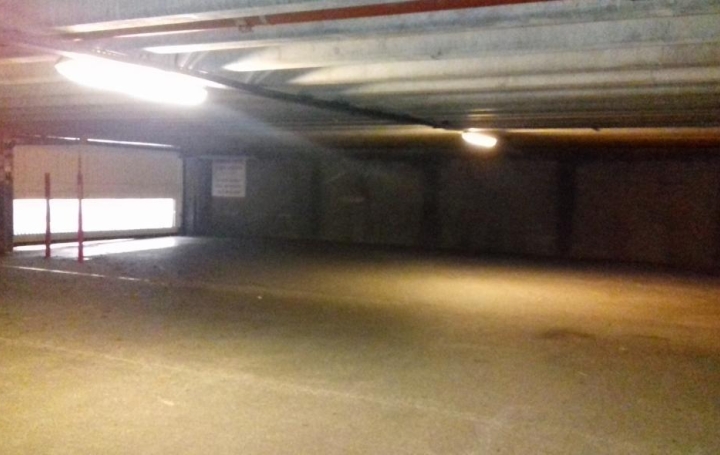 ABRIS & CO IMMOBILIER : Garage / Parking | CHAMBERY (73000) | 0 m2 | 75 € 