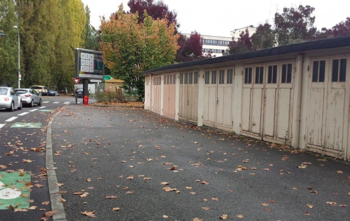 ABRIS & CO IMMOBILIER : Garage / Parking | CHAMBERY (73000) | 0 m2 | 101 € 