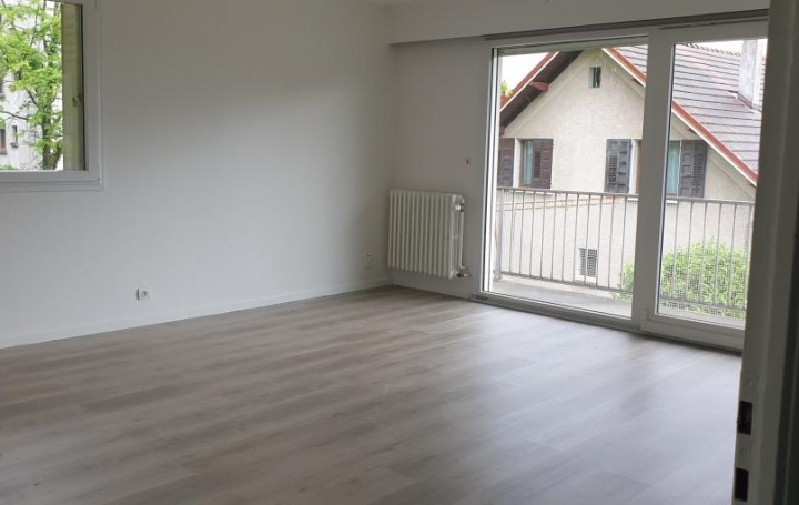 ABRIS & CO IMMOBILIER : Appartement | CHAMBERY (73000) | 100 m2 | 1 056 € 