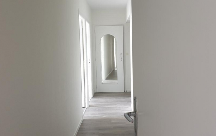 ABRIS & CO IMMOBILIER : Apartment | CHAMBERY (73000) | 100 m2 | 1 056 € 