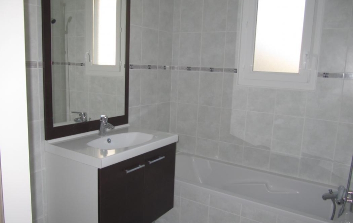 ABRIS & CO IMMOBILIER : Apartment | LA RAVOIRE (73490) | 82 m2 | 1 090 € 