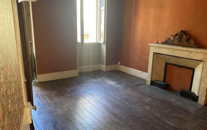 Annonces CHAMBERY : Appartement | CHAMBERY (73000) | 96 m2 | 180 000 € 