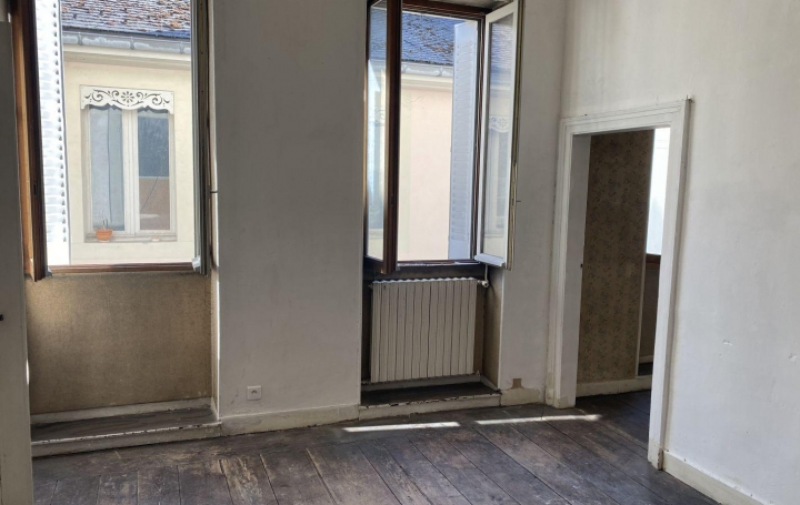 Annonces CHAMBERY : Appartement | CHAMBERY (73000) | 96 m2 | 180 000 € 